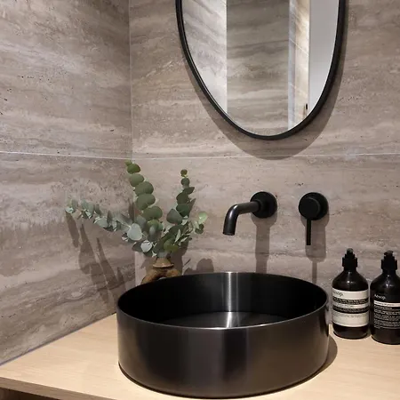 Luxury - Port Royal - Rive Gauche *